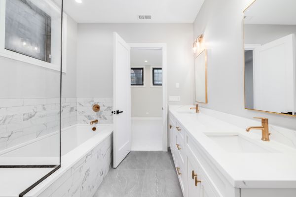 Cost of Bathroom Installation in Venice